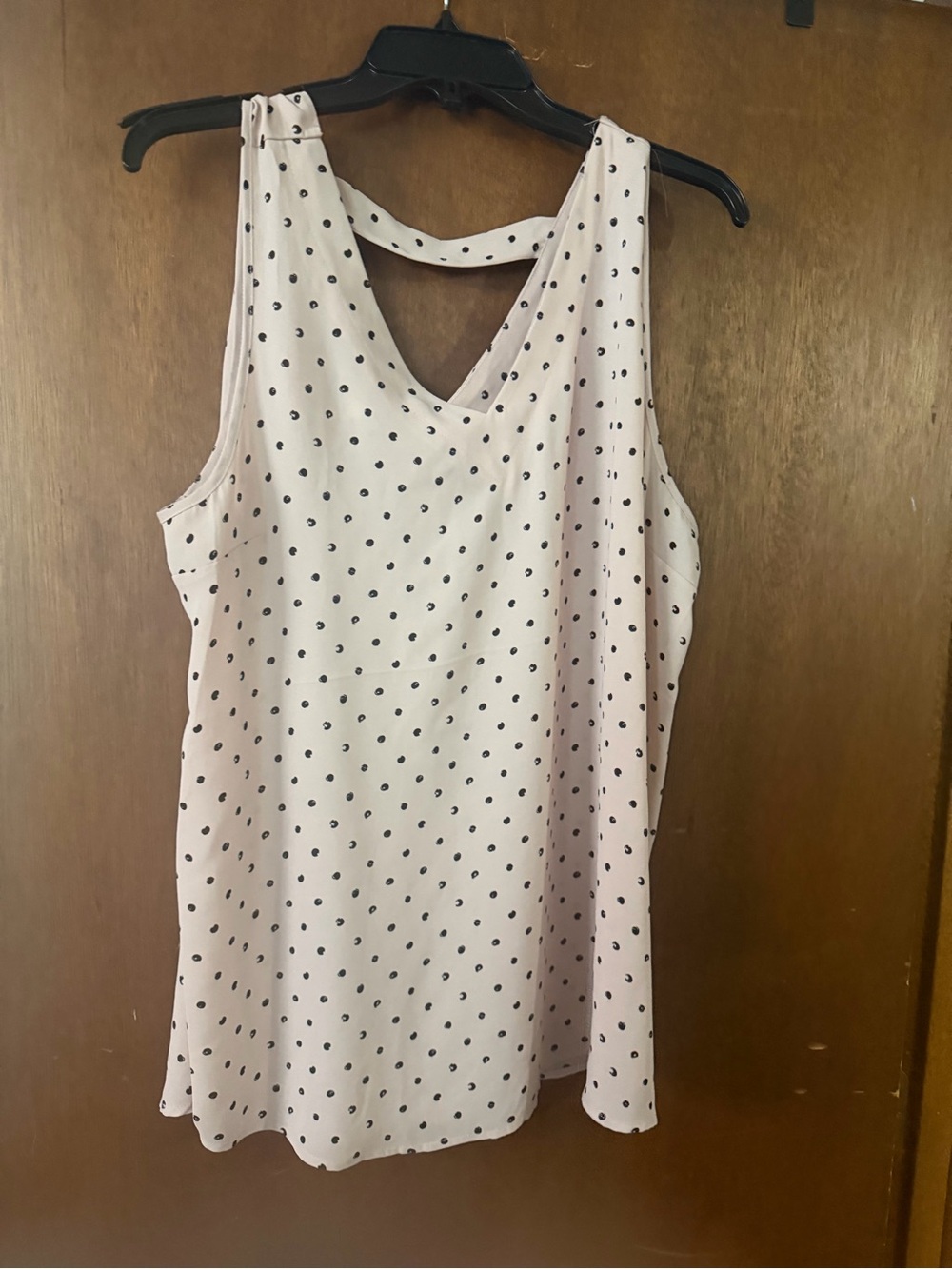 Sleeveless Pink Polka Dot V-Neck Tank Top